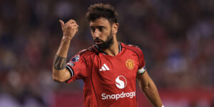 Fernandes đảm bảo tương lai ở MU
